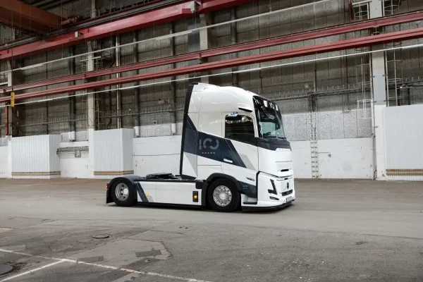 До 100-річчя Volvo підготували ексклюзивну серію вантажівок