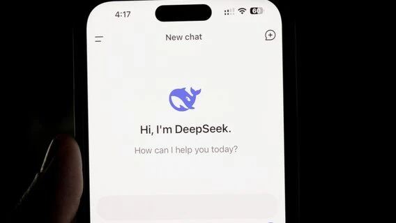 DeepSeek навчила V4 Flash «бачити» зображення. Чому на їхню обробку потрібно менше токенів, ніж у моделей-конкурентів?