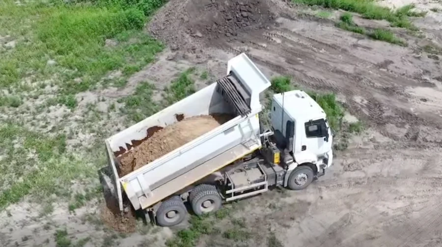 Військові показали, як встановили дистанційне керування на самоскид